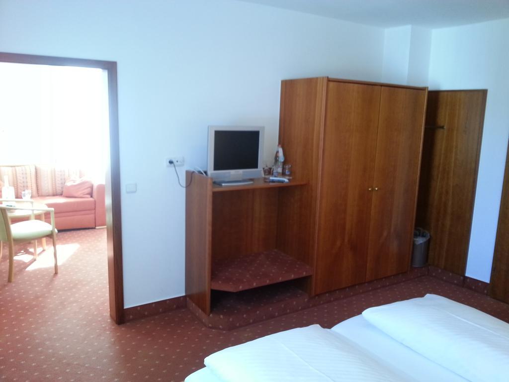 Hotel Seewirt 노넨혼 객실 사진