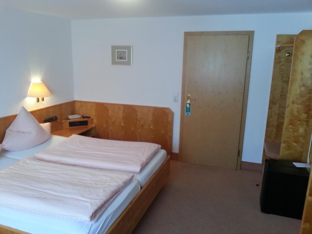 Hotel Seewirt 노넨혼 객실 사진