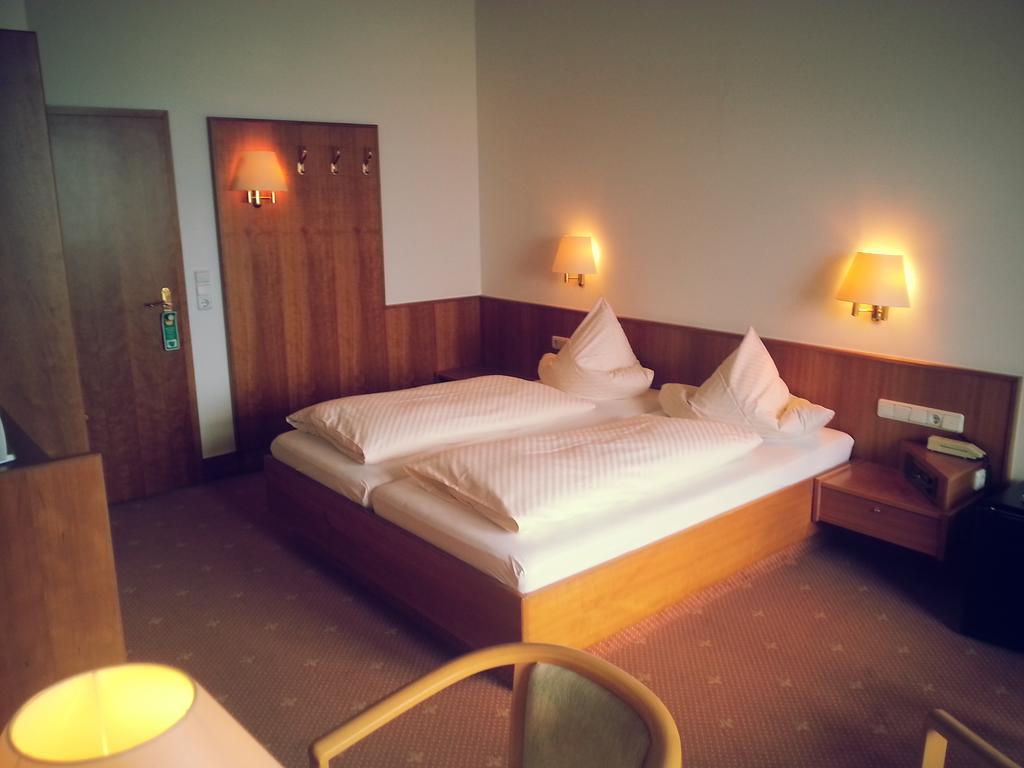 Hotel Seewirt 노넨혼 객실 사진