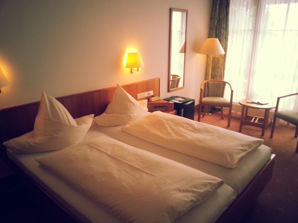 Hotel Seewirt 노넨혼 객실 사진