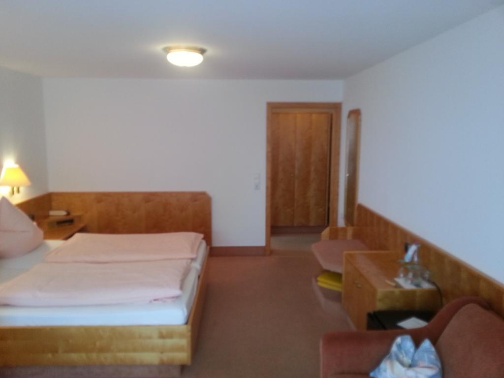 Hotel Seewirt 노넨혼 객실 사진
